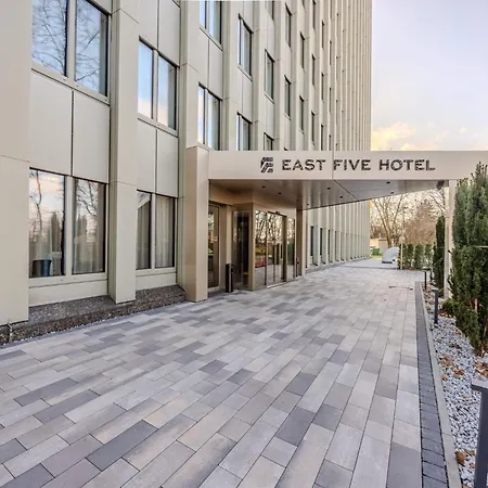 Отель East Five Frankfurt Оффенбах