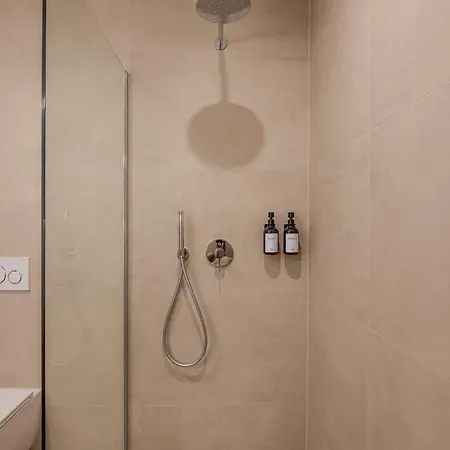 Hotel East Five Frankfurt 4*