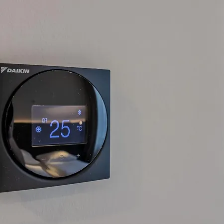 East Five Frankfurt Отель 4*