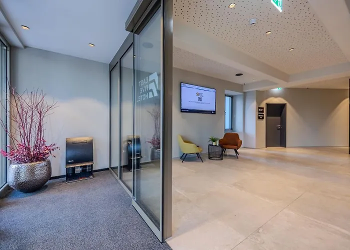 East Five Frankfurt Отель Оффенбах