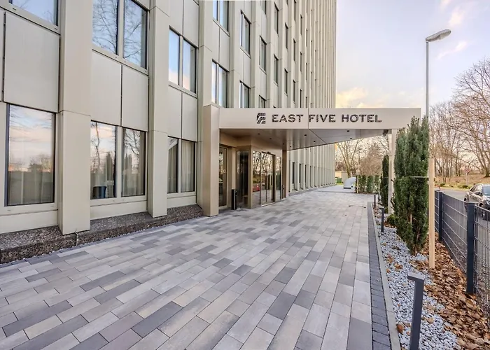 Отель East Five Frankfurt Оффенбах