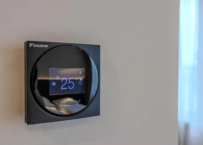 East Five Frankfurt Отель 4*