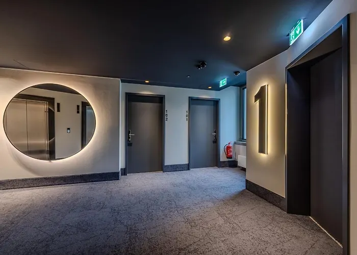 Отель East Five Frankfurt