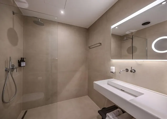 East Five Frankfurt Отель